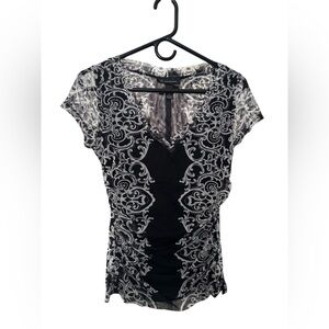 Lane Bryant Black & White Scroll Print Scoop Neck Short Sleeve Top